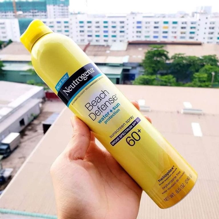 Neutrogena Beach Defence water+Sun Protection Sunscreen Spray SPF 60+