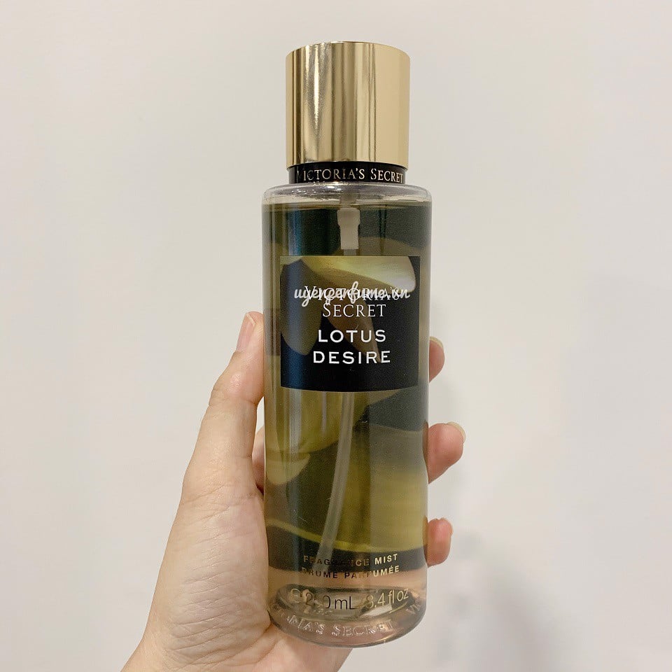 Victoria's Secret Lotus Desire Mist